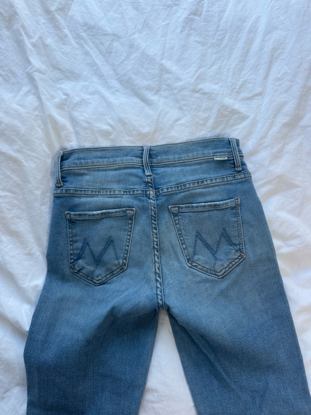 MOTHER Women's Blue Washed Straight Leg Jeans - Picture 6 of 6